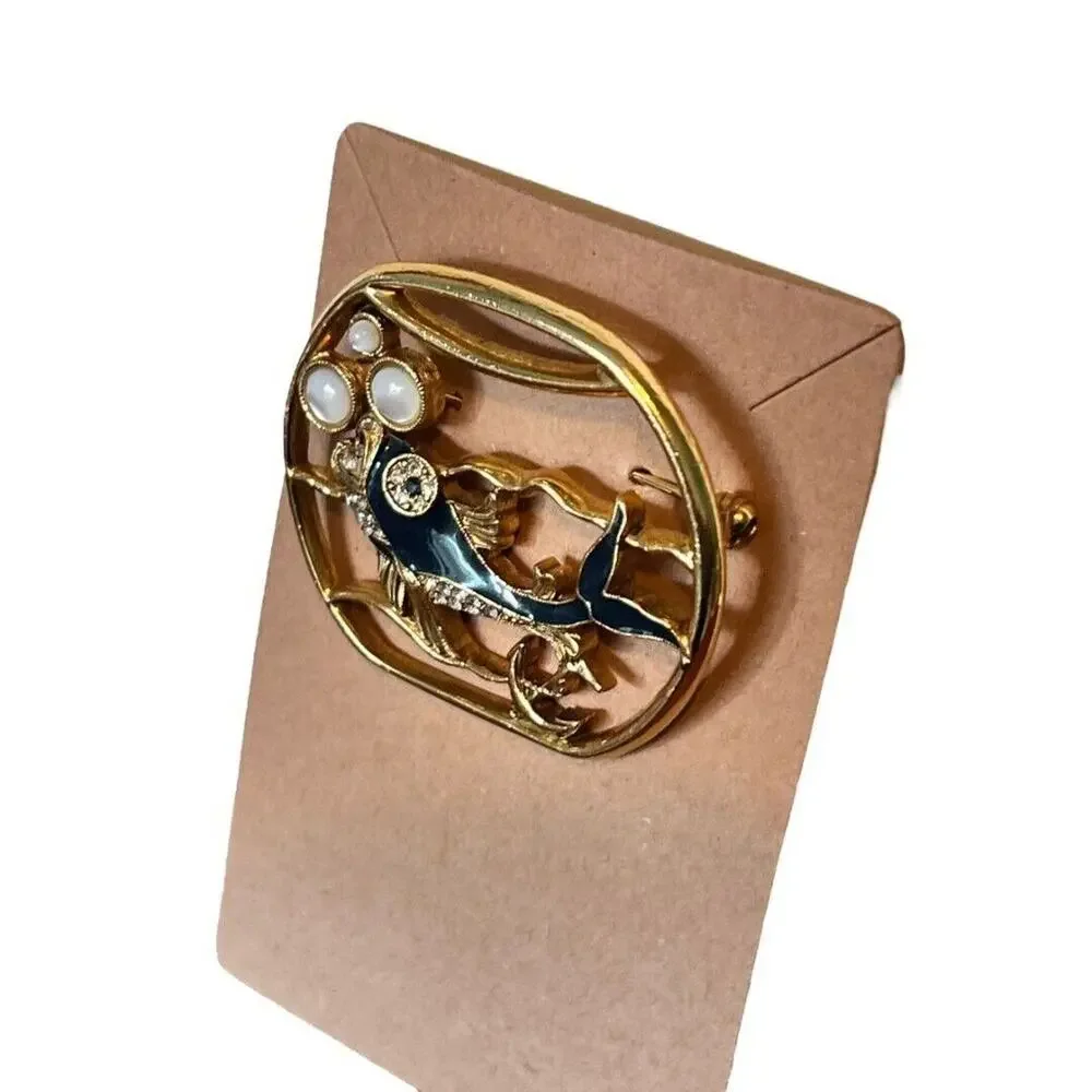 Fish Brooch In Bowl Faux Pearl Bubbles Goldtone 1.5